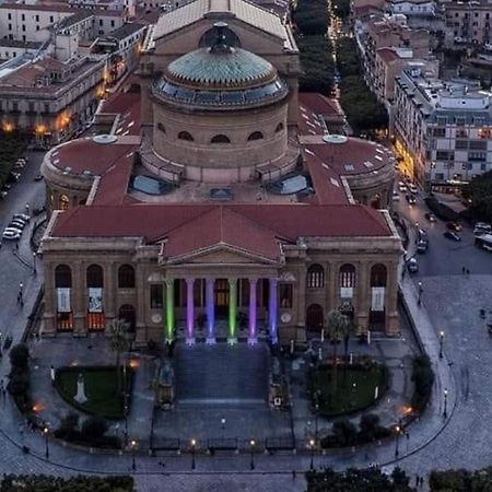 Un Raggio Di Sole Al Massimo Lägenhet Palermo Exteriör bild