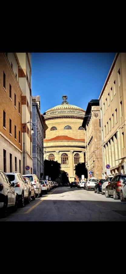 Un Raggio Di Sole Al Massimo Lägenhet Palermo Exteriör bild